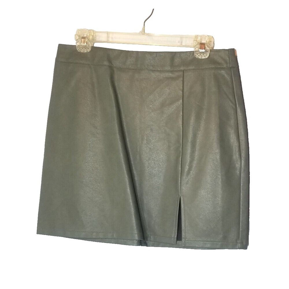NWT Le Lis Collection Sage‎ Faux Leather Mini Skirt Front Slit Zipper Large